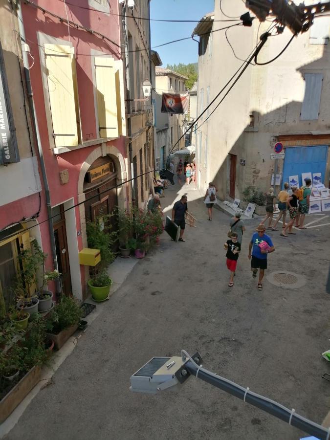 Le Petit Ventoux Village Malaucène Buitenkant foto